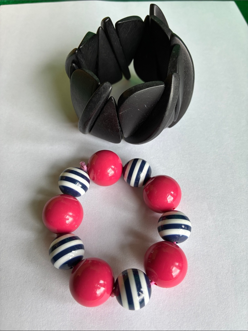 Big bold black chunky retro style wooden bracelets lot & pink beaded bracelet OS
